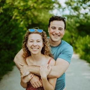 Meet your Posher, Avi